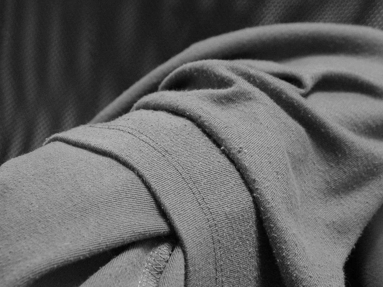 clothes, substance, clothing, lumps, damaged, old, smudge. Documenting a garment properly before asking for a repair quote