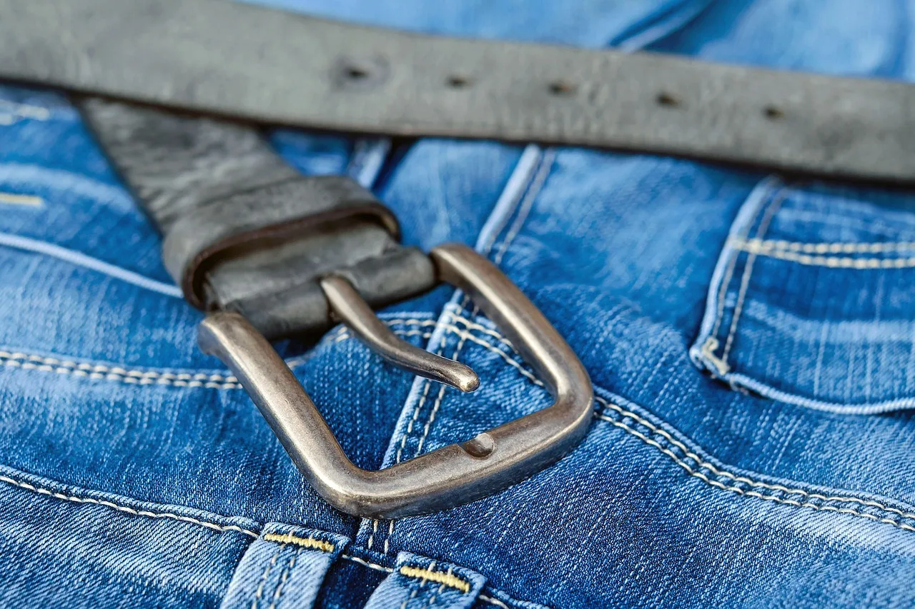 blue jeans, belt, belt buckle, buckle, metal, leather belt, denim pants, fashion, clothing, style, jeans, belt, belt, belt, clothing, jeans, jeans, jeans, jeans, jeans. Why should a visible mending class actually explain before you pay for it?